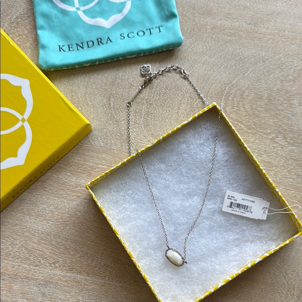 Kendra Scott Elisa Silver Necklace with White Stone